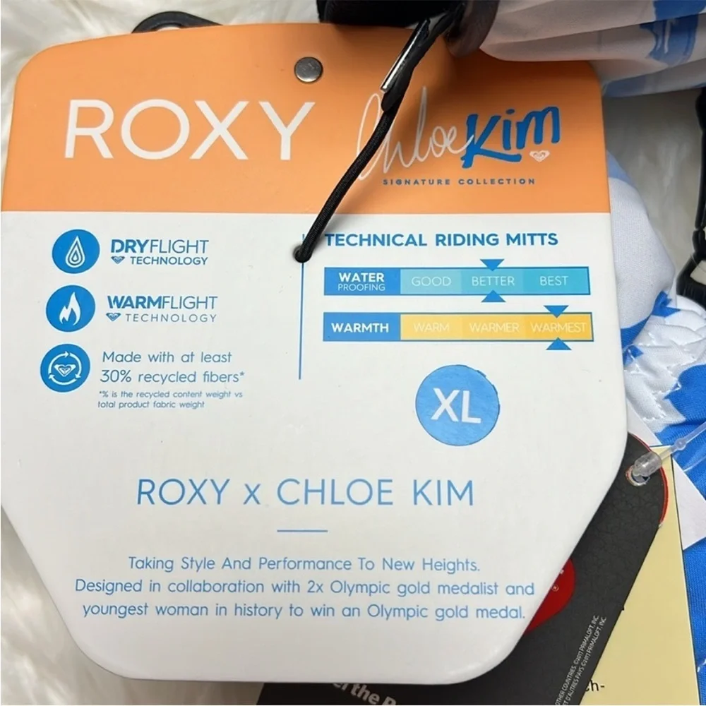 Roxy & Chloe Kim Azure Blue Clouds Flint Creek Mittens. Size XL. New With Tags.